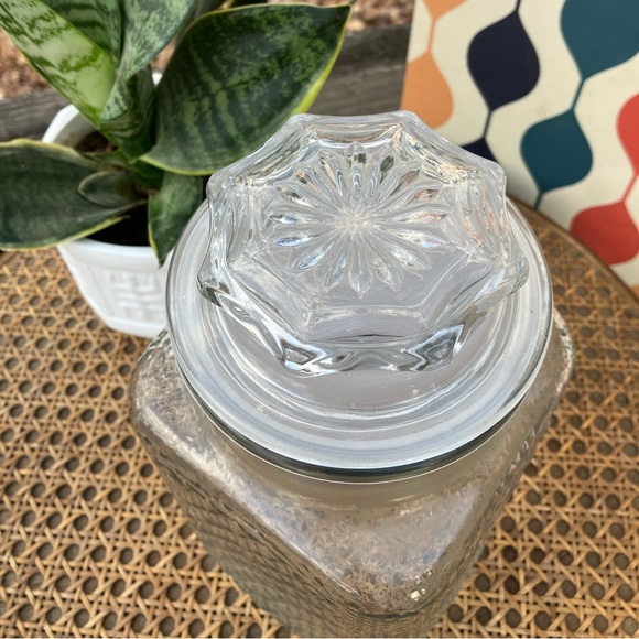 Vintage Diamond Cut Textured  ClearGlass Apothecary Jar - Picture 5 of 10